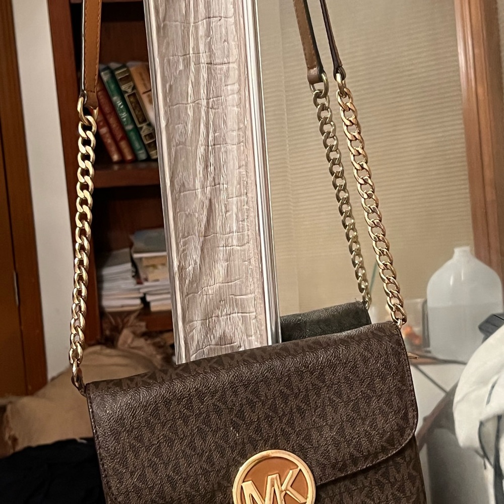 Michael kors brown purse